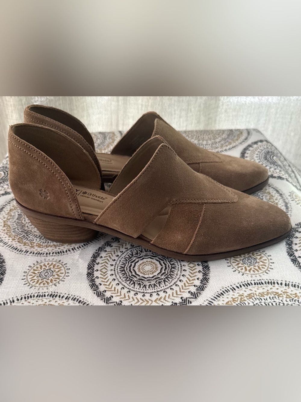 Women Shoe New Lucky Brand Minnsy Oiled Suede cut-out Bootie 9.5M Color Porcini.